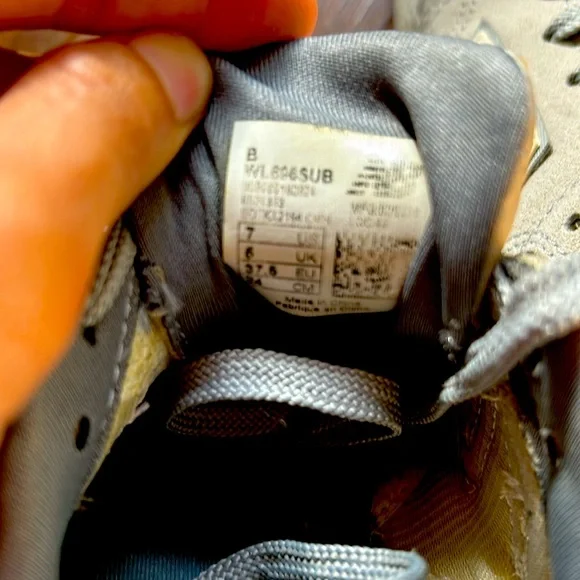 Vintage New Balance N696 #7 - Picture 3 of 5